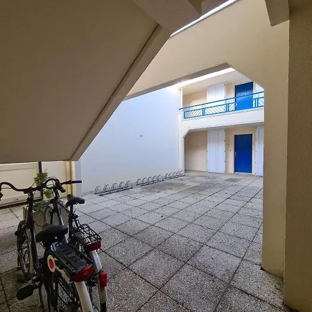 2 Pieces 100m De La Mer, 4 Couchages, Loggia, Garage Prive, - Fr-1-224c-79 Saint-Jean-de-Monts